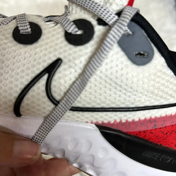 - Nike Renew Run White University Red Sz 8.5 main image 11